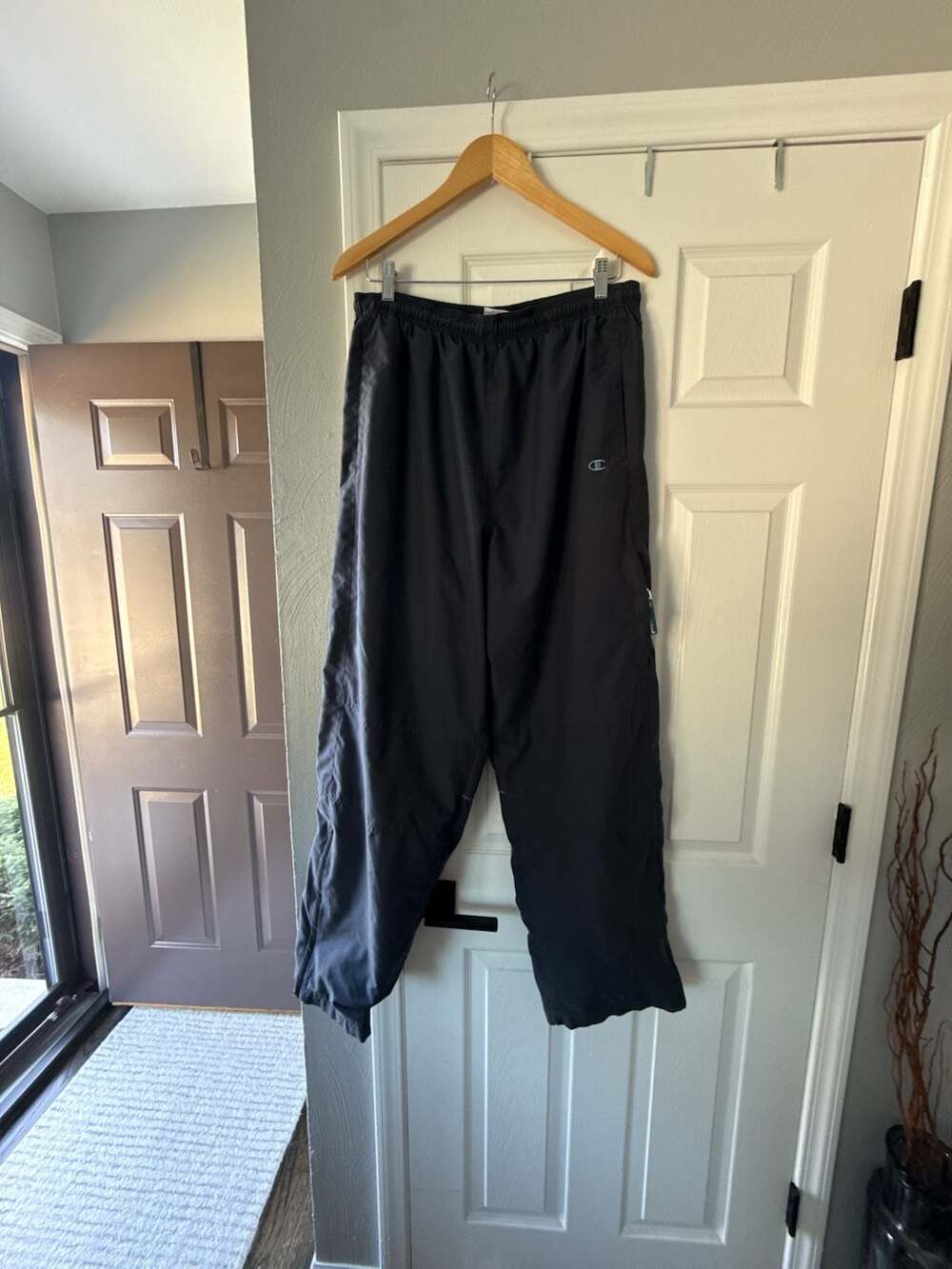 Champion Men's Authentic Athletic Apparel Lined Black Nylon Track Pants Size Lar